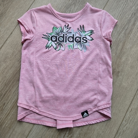 Set of 2 Preschool Girl 3T short sleeve athletic T-shirts Champion adidas GUC - Picture 7 of 10